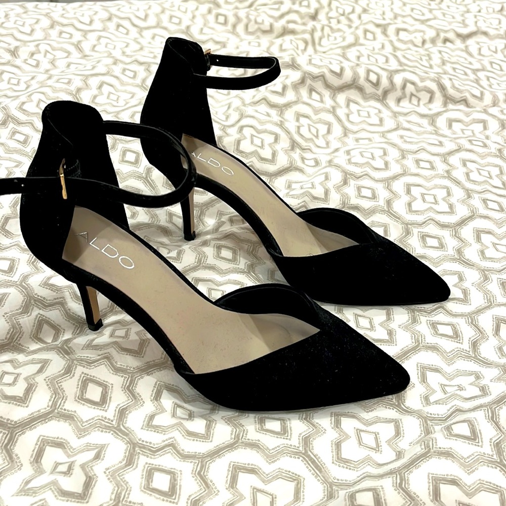 Aldo black heels with ankle strap
